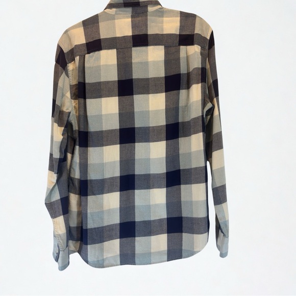 American Eagle Outfitters Navy and Cream Plaid Shirt - Picture 2 of 5